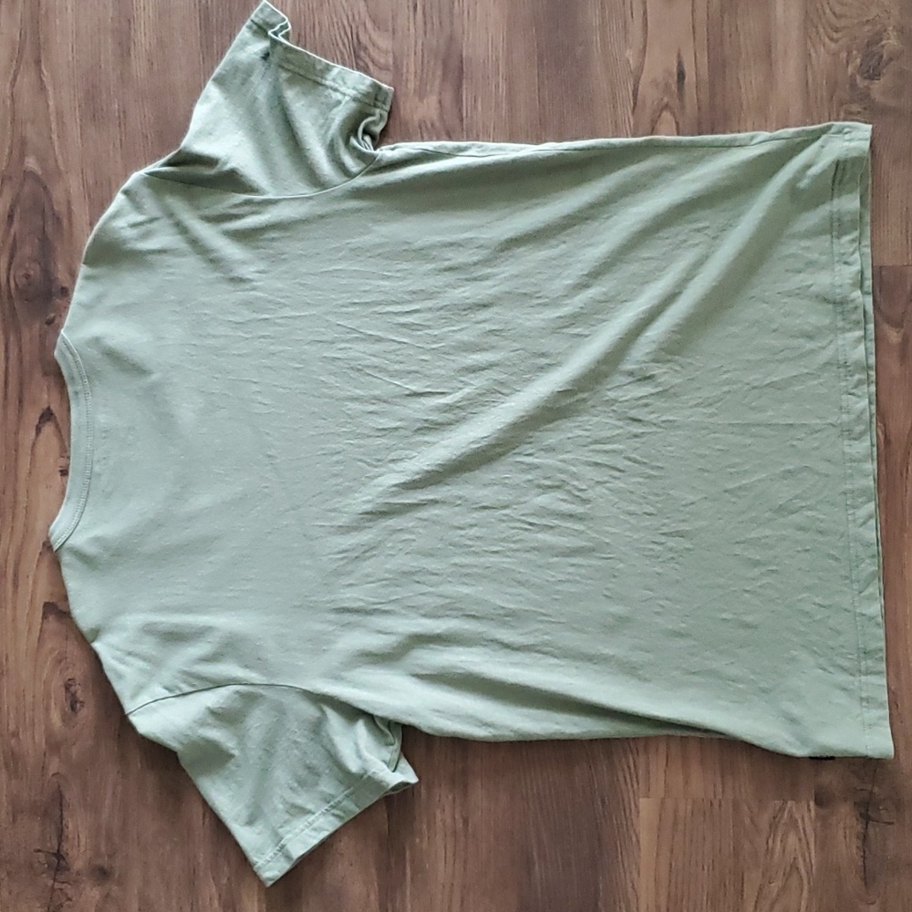 American Eagle T-Shirt - Picture 5 of 5